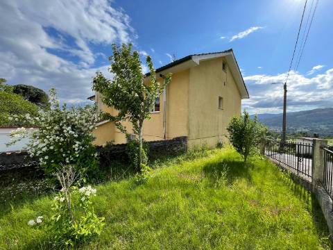 Moradia V3 em Couto, Arcos de Valdevez