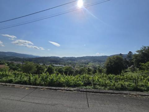 Terreno de Construção em Paco
