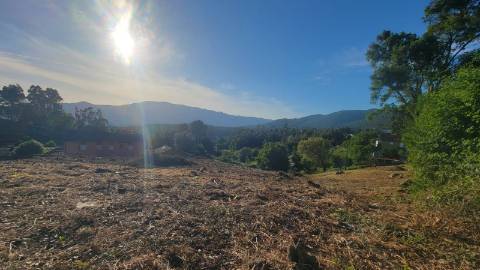 Terreno Exclusivo para Construção - 3.200m²