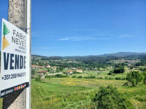 Terreno Urbano Paredes de Coura