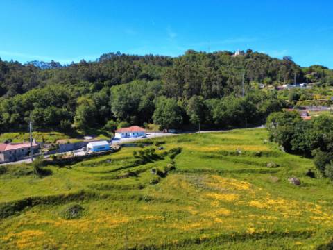 Terreno Urbano Paredes de Coura