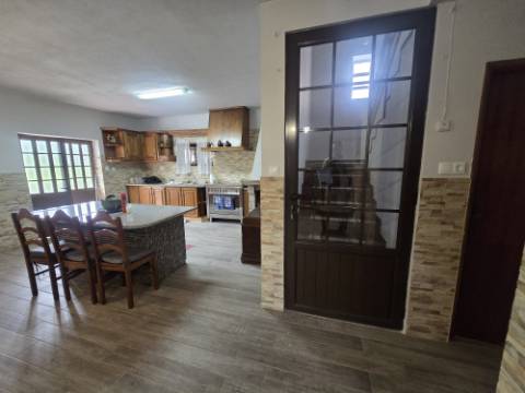 Moradia V5 em Santar