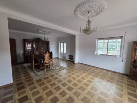 Moradia V5 em Santar