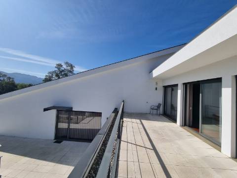 ULTRALUXO, Moradia única em Ponte de Lima