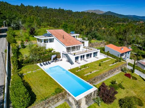 ULTRALUXO, Moradia única em Ponte de Lima