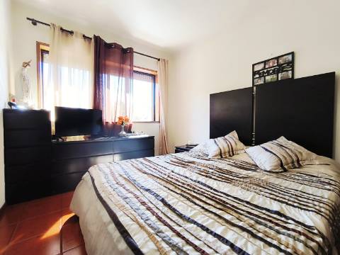 Apartamento T3 com elevador no Centro de Ponte da Barca