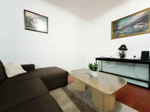 Apartamento T3 com elevador no Centro de Ponte da Barca