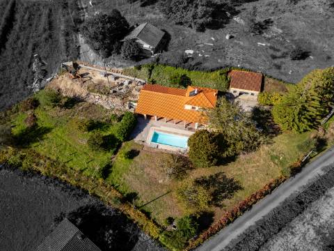 Casa de Campo com Piscina 10 minutos de Ponte de Lima