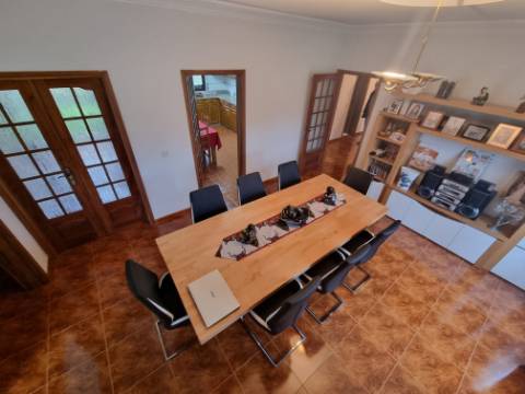 Moradia T4 lindas vistas, zona tranquila
