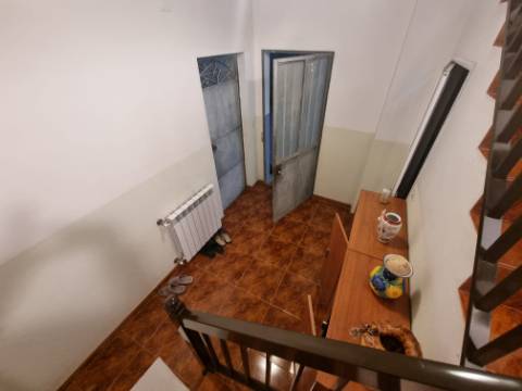 Moradia T4 lindas vistas, zona tranquila
