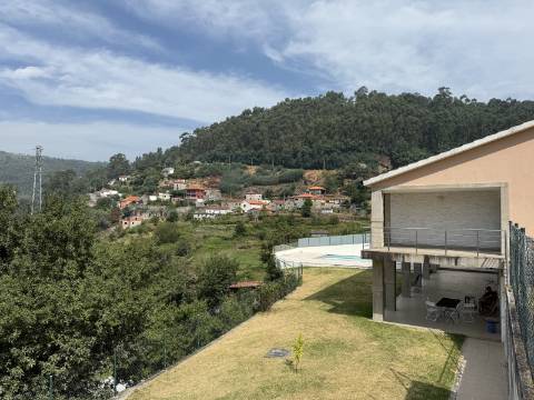 Moradia V4 c/ Piscina em Cendufe, Arcos de Valdevez