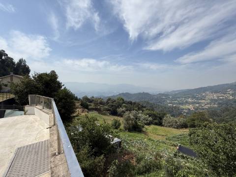 Moradia V4 c/ Piscina em Cendufe, Arcos de Valdevez
