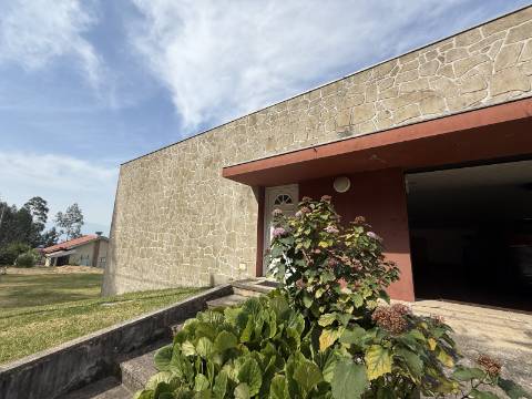 Moradia V4 c/ Piscina em Cendufe, Arcos de Valdevez