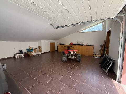 Moradia V4 c/ Piscina em Cendufe, Arcos de Valdevez