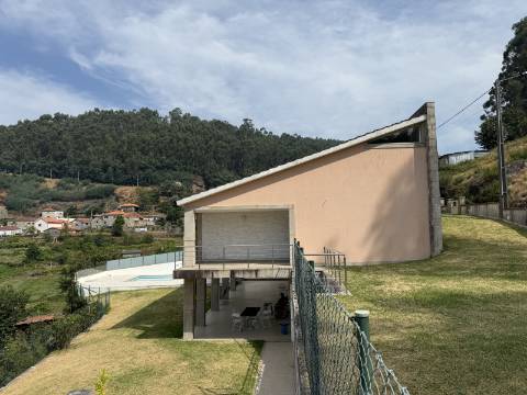 Moradia V4 c/ Piscina em Cendufe, Arcos de Valdevez