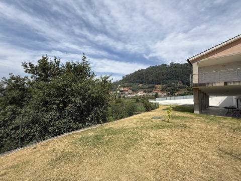 Moradia V4 c/ Piscina em Cendufe, Arcos de Valdevez