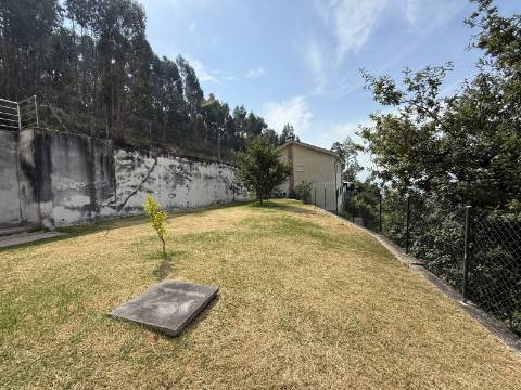 Moradia V4 c/ Piscina em Cendufe, Arcos de Valdevez