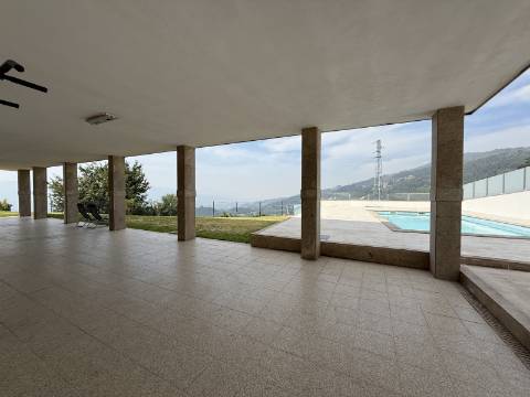 Moradia V4 c/ Piscina em Cendufe, Arcos de Valdevez