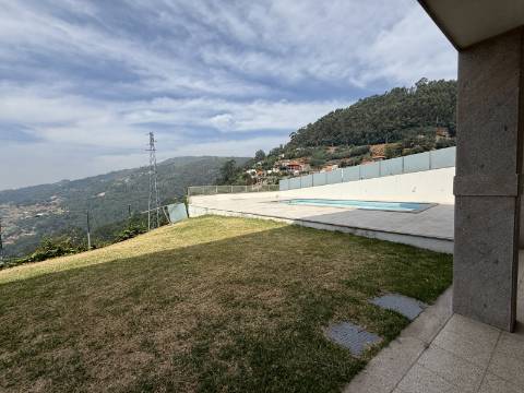 Moradia V4 c/ Piscina em Cendufe, Arcos de Valdevez