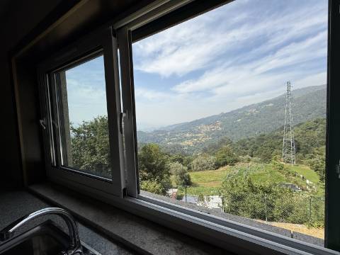 Moradia V4 c/ Piscina em Cendufe, Arcos de Valdevez