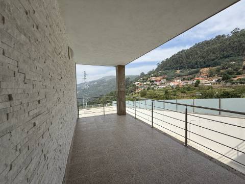 Moradia V4 c/ Piscina em Cendufe, Arcos de Valdevez