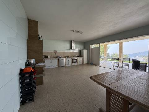 Moradia V4 c/ Piscina em Cendufe, Arcos de Valdevez