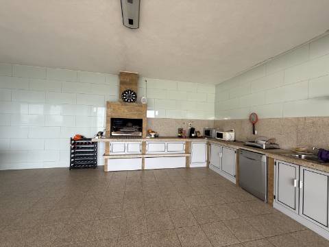 Moradia V4 c/ Piscina em Cendufe, Arcos de Valdevez