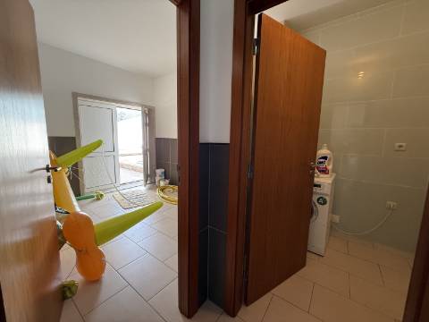 Moradia V4 c/ Piscina em Cendufe, Arcos de Valdevez