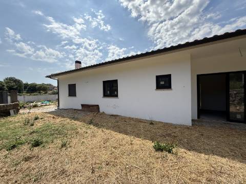 Moradia V4 em Britelo, Ponte da Barca