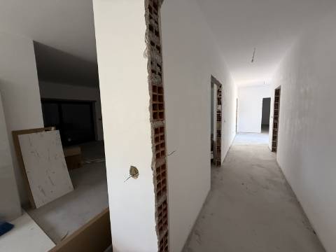 Moradia V4 em Britelo, Ponte da Barca