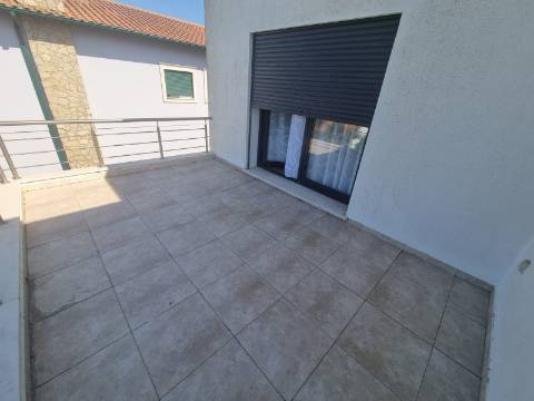 Moradia T4 de luxo perto da praia de 2019