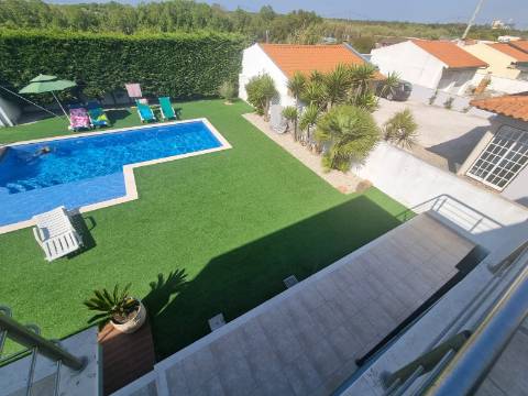 Moradia T4 de luxo perto da praia de 2019