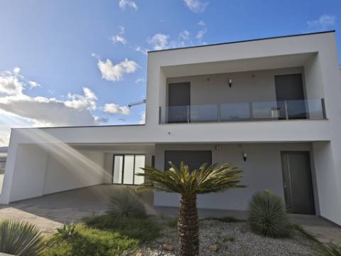 Moradia T3 Nova Construção
