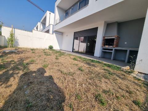 Moradia T3 Nova Construção