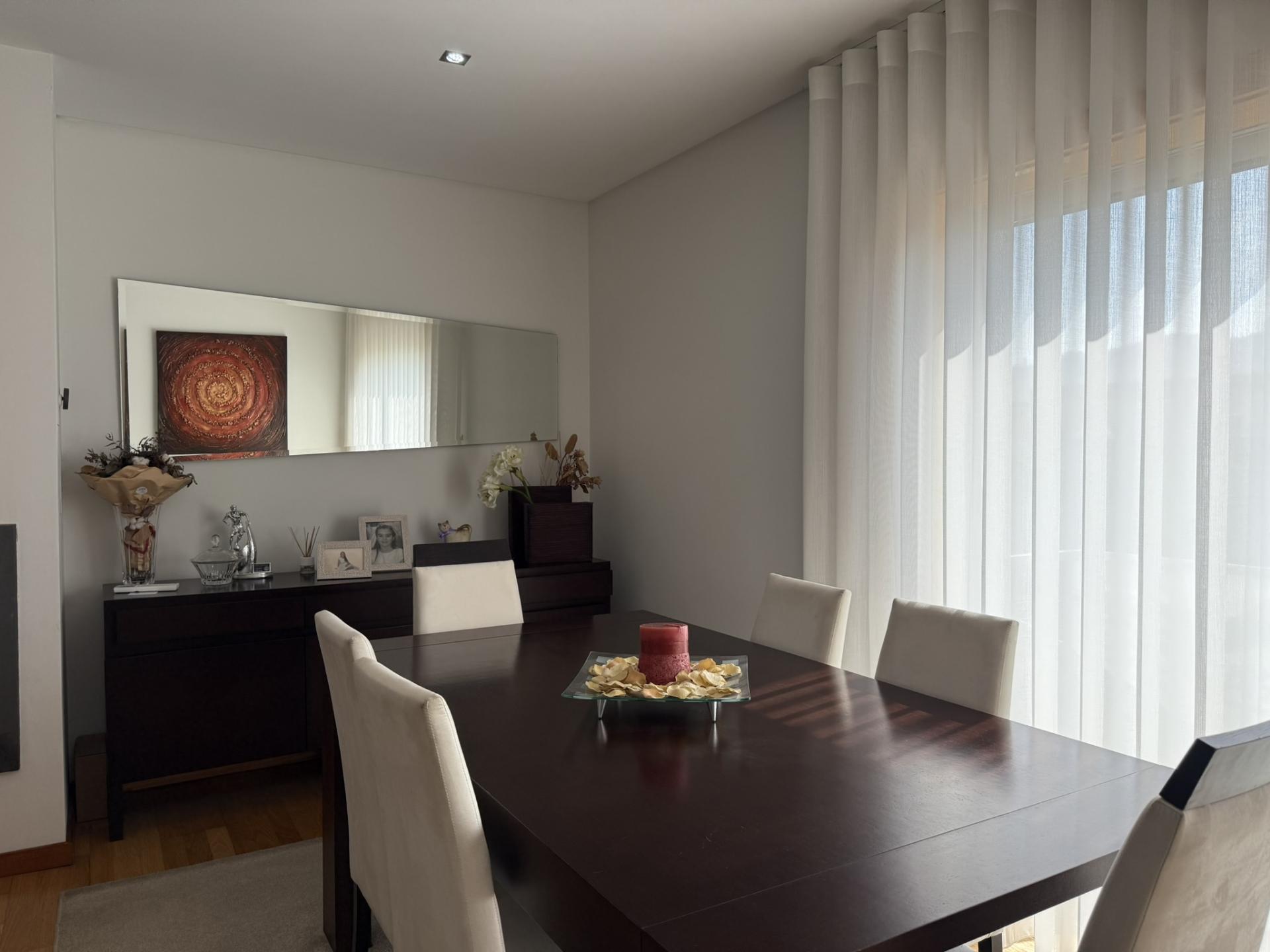 Apartamento T3 com Garagem - Guilhadeses, Arcos de Valdevez