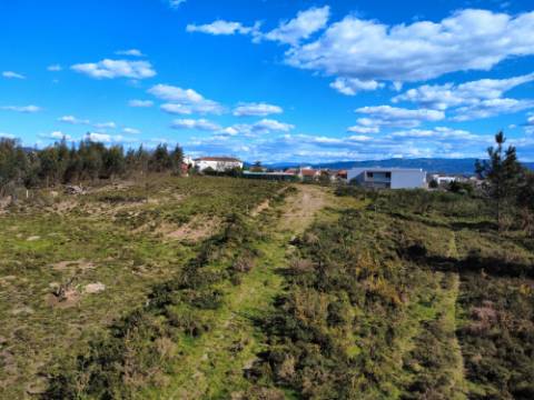 Lote para Construção em Vila Verde