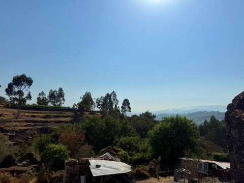 Pequena Ruína para Restauro ou Estacionamento - Paredes do Vale, Arcos de Valdevez