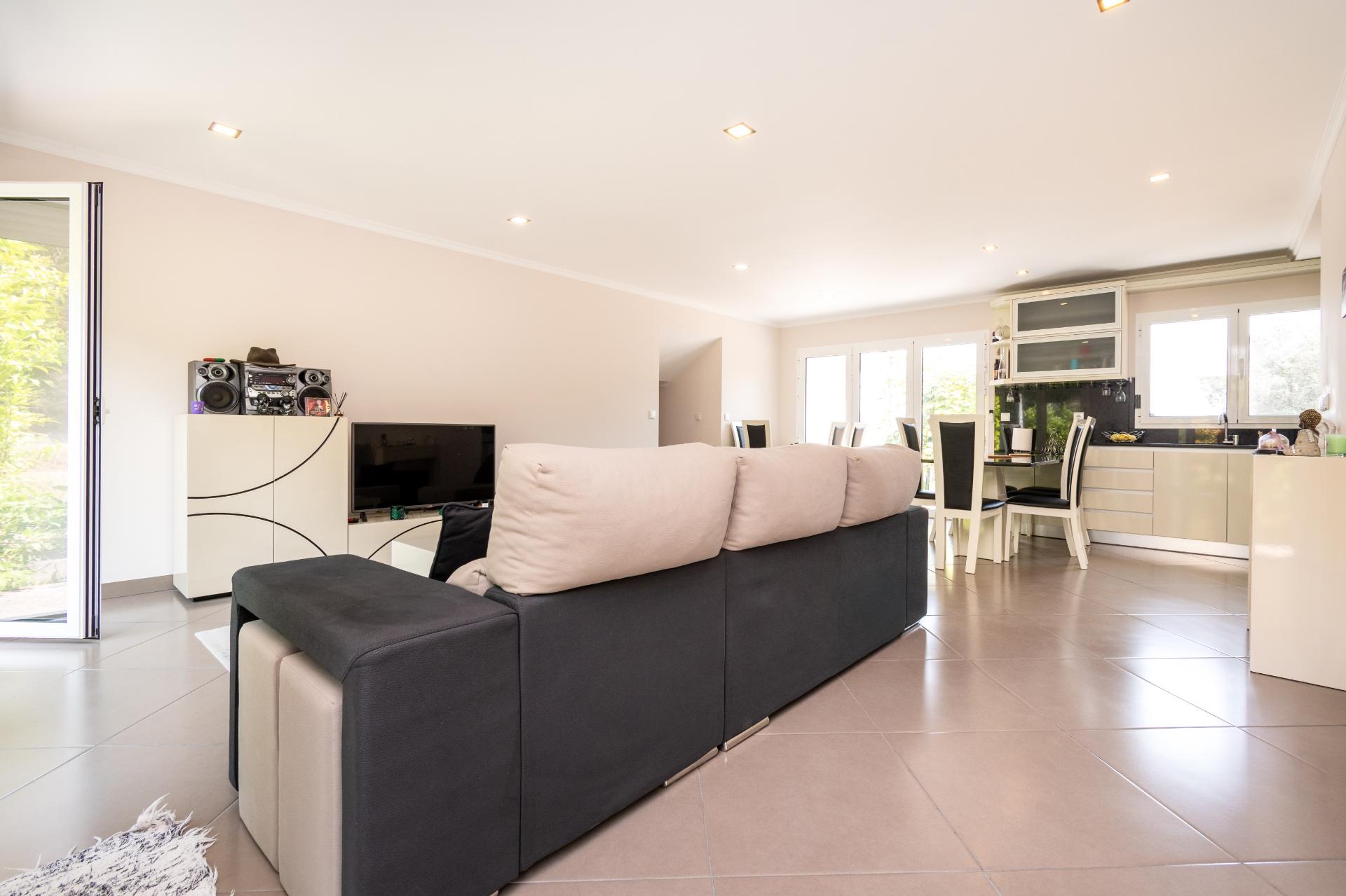 Moradia T4 com Garagem - Senharei, Arcos de Valdevez