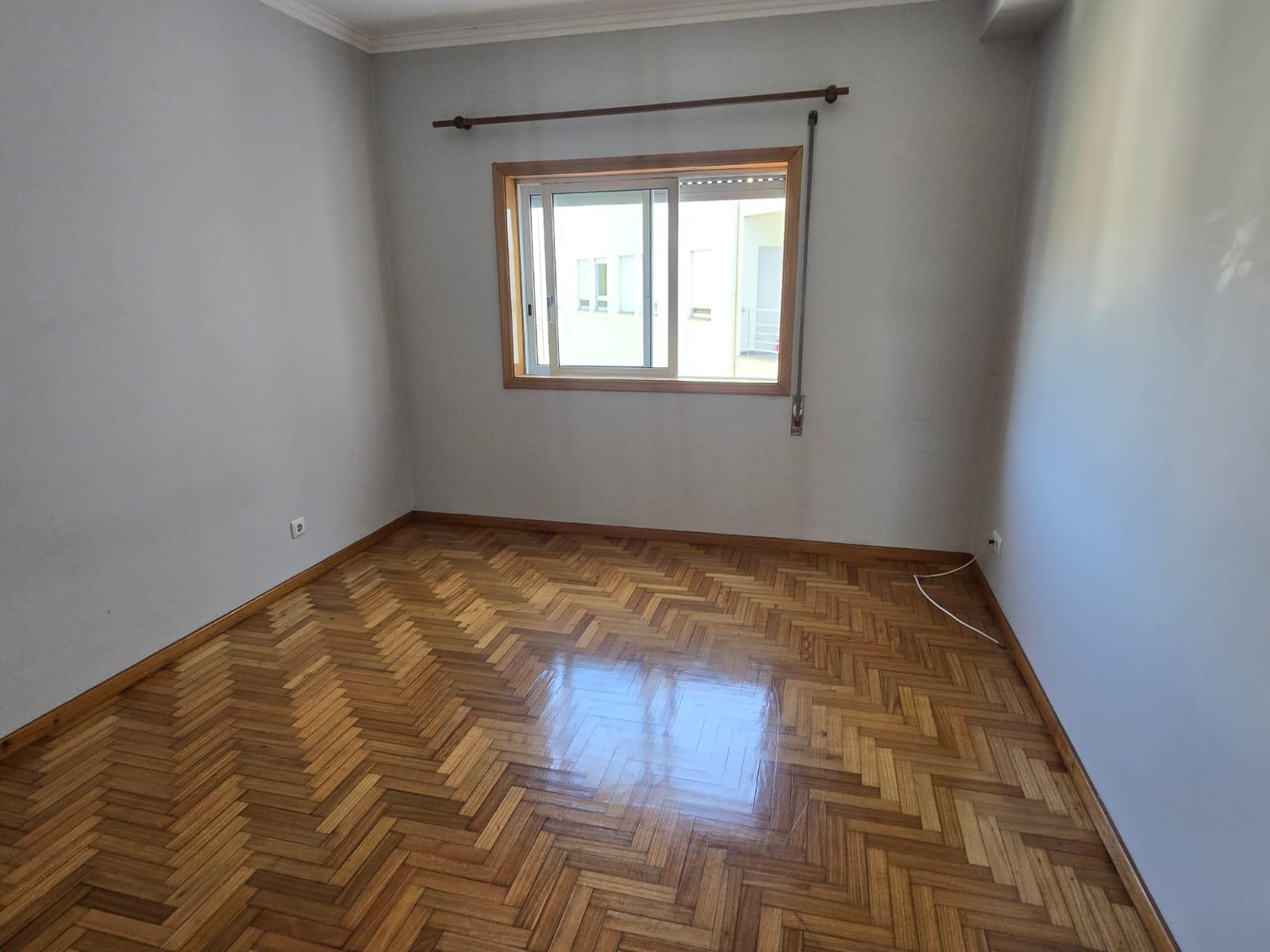 Apartamento T3 Meadela