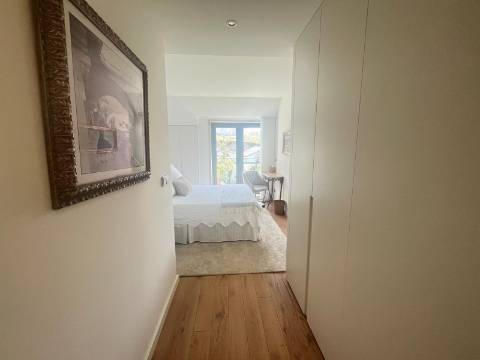 Duplex exclusivo com 3 varandas, zona privilegiada do Porto