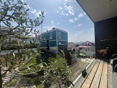Duplex exclusivo com 3 varandas, zona privilegiada do Porto