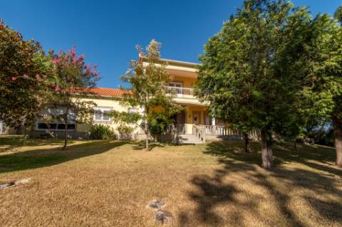 Moradia T3+1 em Refóios do Lima