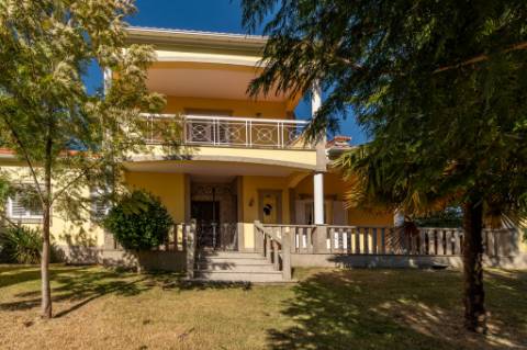 Moradia T3+1 em Refóios do Lima