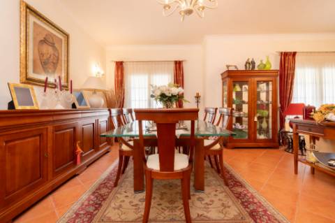 Moradia T3+1 em Refóios do Lima