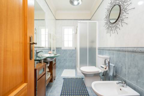 Moradia T3+1 em Refóios do Lima