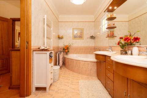 Moradia T3+1 em Refóios do Lima