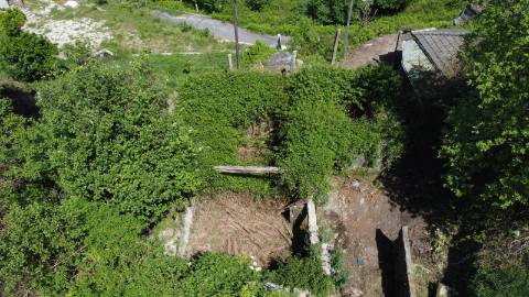 Ruína para Restauro com 2 Pisos e Boas Vistas - Rio Frio, Arcos de Valdevez