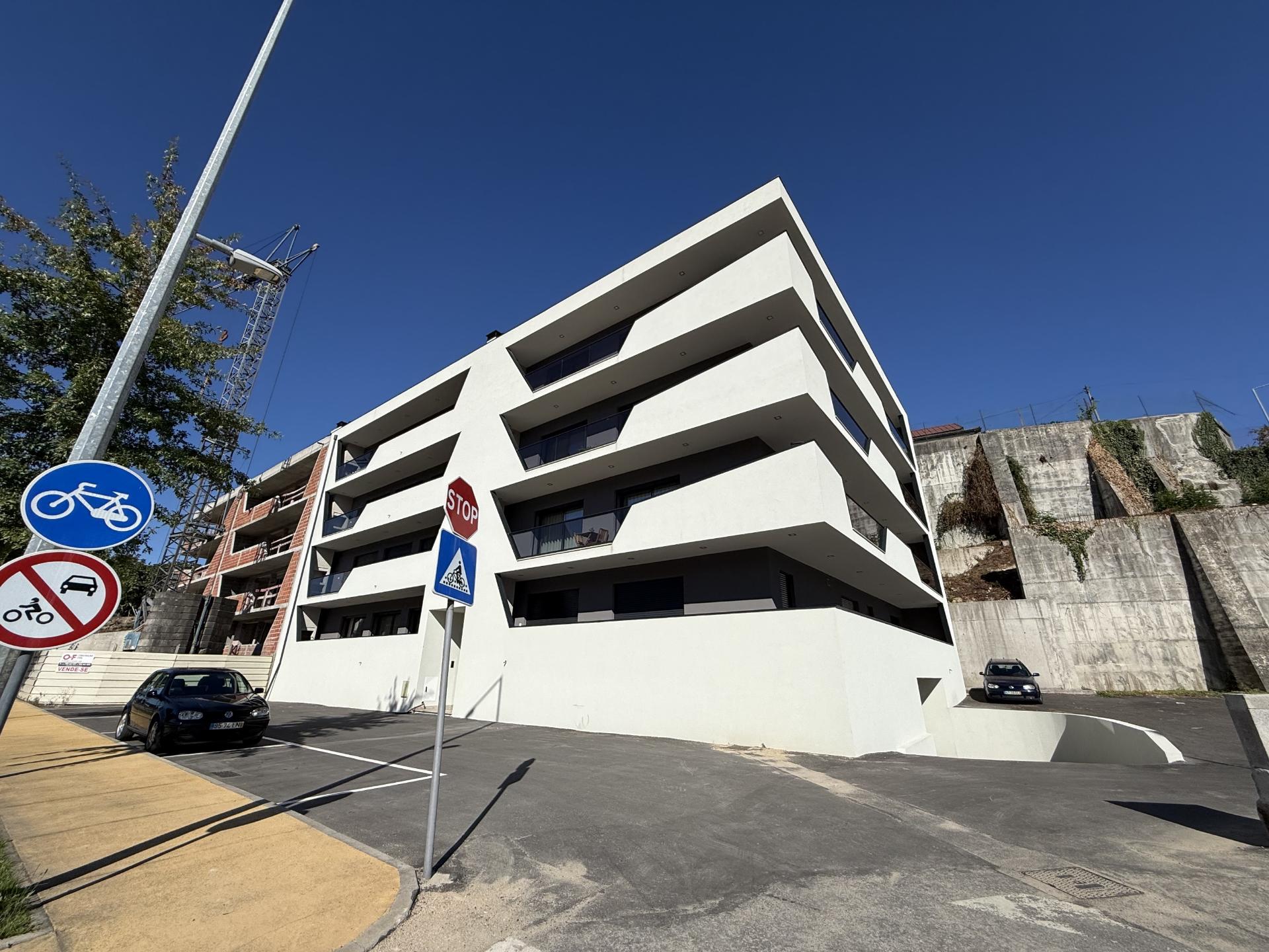 Apartamento T3 NOVO e Luxuoso em Ponte da Barca