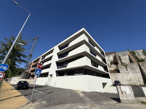 Apartamento T3 NOVO e Luxuoso em Ponte da Barca