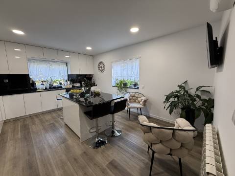 Moradia V3 c/ Vistas Rio em Vila Nova de Muía, Ponte da Barca